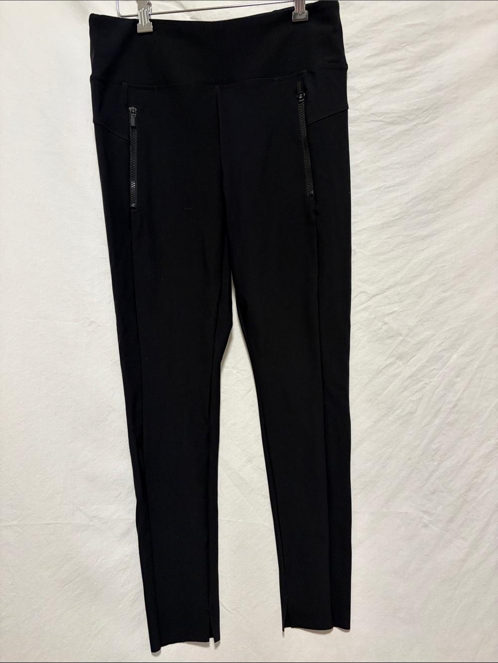 VGUC Athleta Black Performance Leggings size Medium
